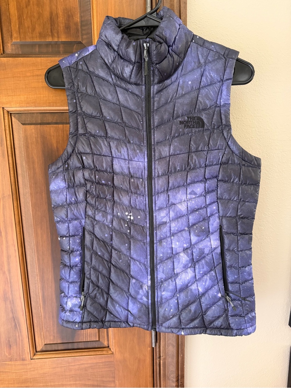 The North Face ThermoBall Vest Purple Galaxy Print Women’s Small
